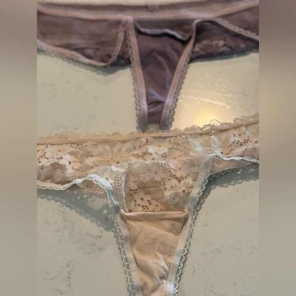 BODY BY VICTORIA Lightly-Lined Smooth & Lace Detail Bra Bundle Size 34DD - Picture 12 of 12